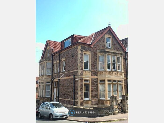 3 Bedroom Flat To Rent In Walsingham Road, Bristol, BS6