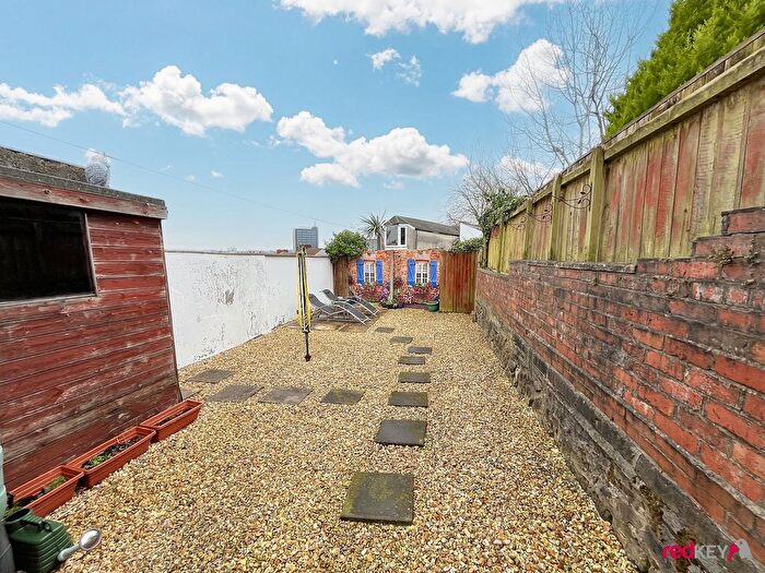 2 Bedroom Detached House To Rent In Albert Terrace, Newport, NP20
