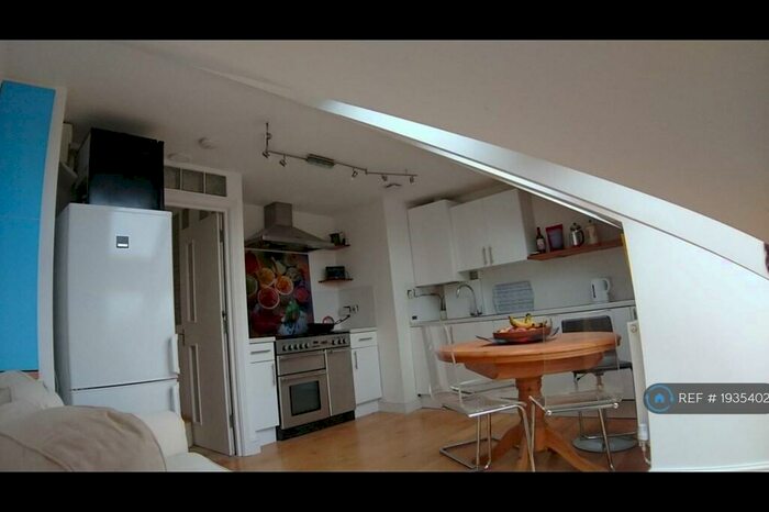 1 Bedroom Flat To Rent In Amey Hill House, London, N1