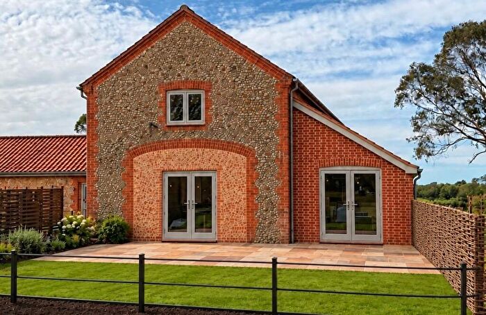 2 Bedroom Semi-Detached House For Sale In Wood Farm Barns, Plumstead Road, Edgefield, NR24
