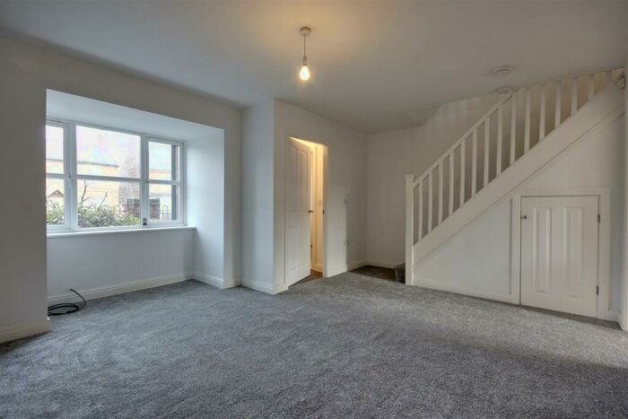 3 Bedroom Terraced House For Sale In Claytons Fold, Gilberdyke, HU15