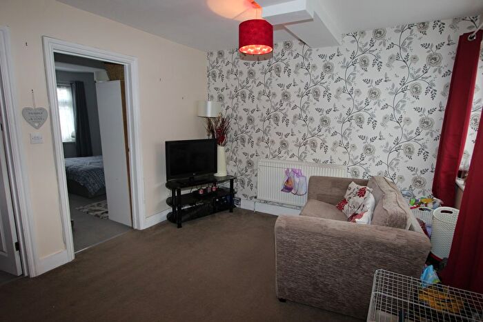 2 Bedroom Flat To Rent In Bellgrove Road, Welling Kent, DA16