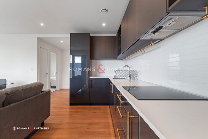 1 Bedroom Flat To Rent In Alington House, Carendon, N8