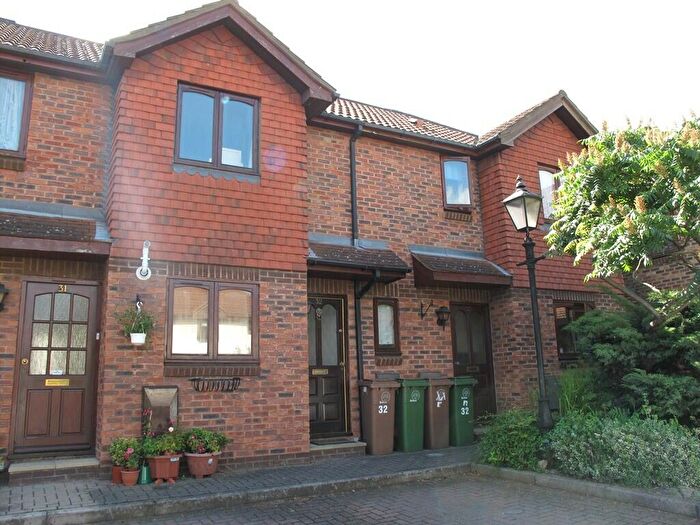 1 Bedroom Maisonette To Rent In Alpine View, Sutton, Surrey, SM5