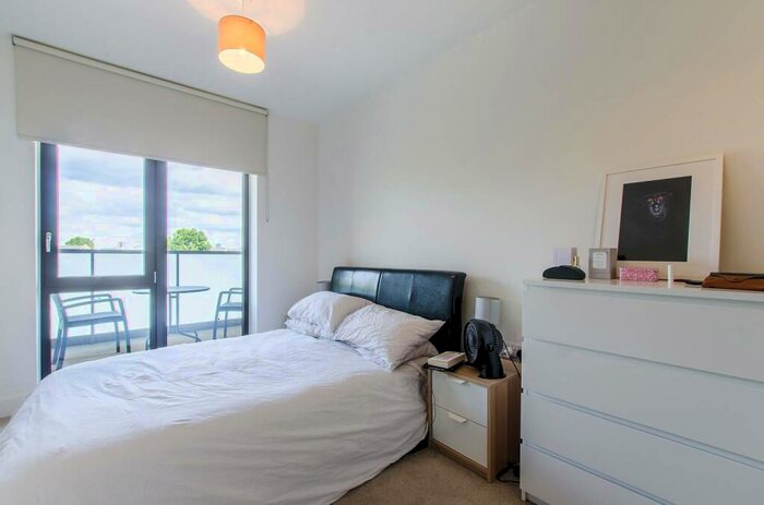 1 Bedroom Flat To Rent In Aberfeldy Village, Poplar, London, E14