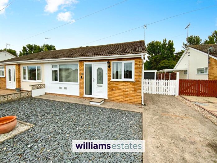 2 Bedroom Semi-Detached Bungalow For Sale In Winchester Drive, Prestatyn, LL19