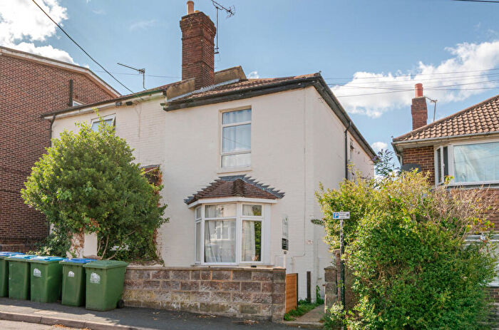 1 Bedroom Flat For Sale In Southcliff Road, Inner Avenue, Southampton, Hampshire, SO14