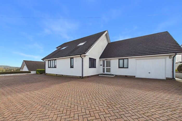 4 Bedroom Detached House For Sale In North Road, Carnforth, Lancashire, LA5