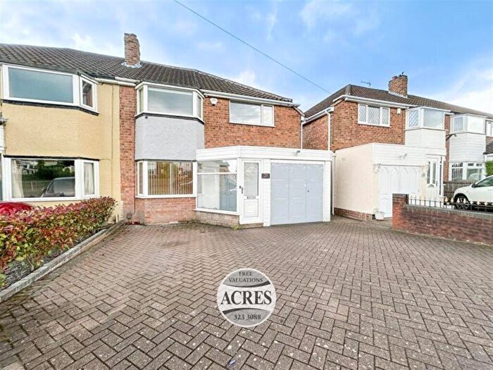 3 Bedroom Semi-Detached House For Sale In Queslett Road East, Streetly, B74
