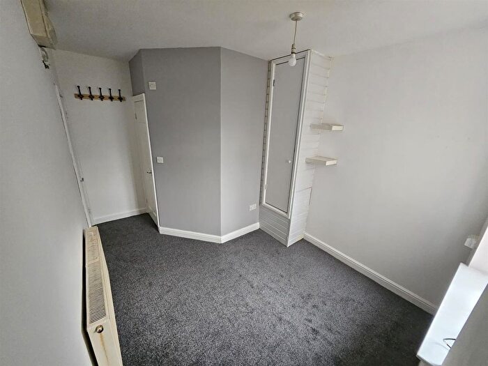 1 Bedroom Flat To Rent In St. Georges Road, Bolton, BL1