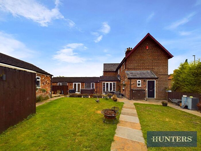 3 Bedroom Semi-Detached House For Sale In Main Street, Garton-On-The-Wolds, Driffield, YO25