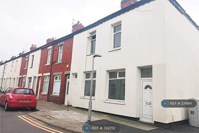 2 Bedroom End Of Terrace House To Rent In Jameson Street, Blackpool, FY1