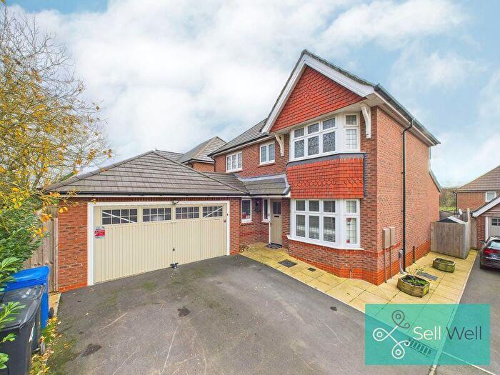 4 Bedroom Detached House For Sale In Lambert Meadow, Tylldesley, Manchester, M29