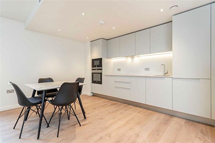 1 Bedroom Flat To Rent In Hobhouse Court, Fitzrovia Amp; Covent Garden, SW1Y