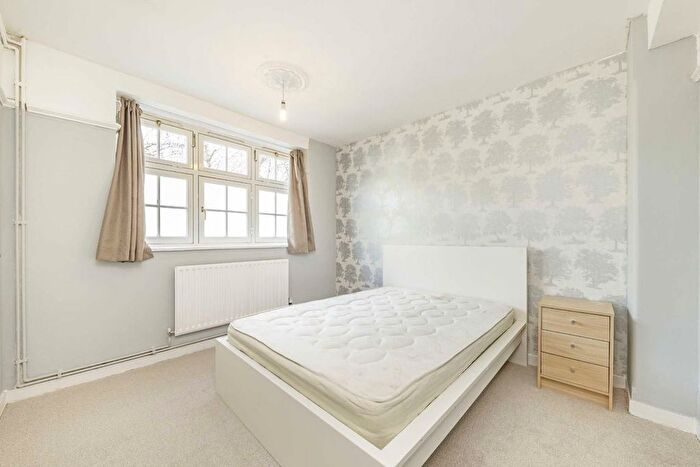 2 Bedroom Flat For Sale In Duchy Street, London, SE1