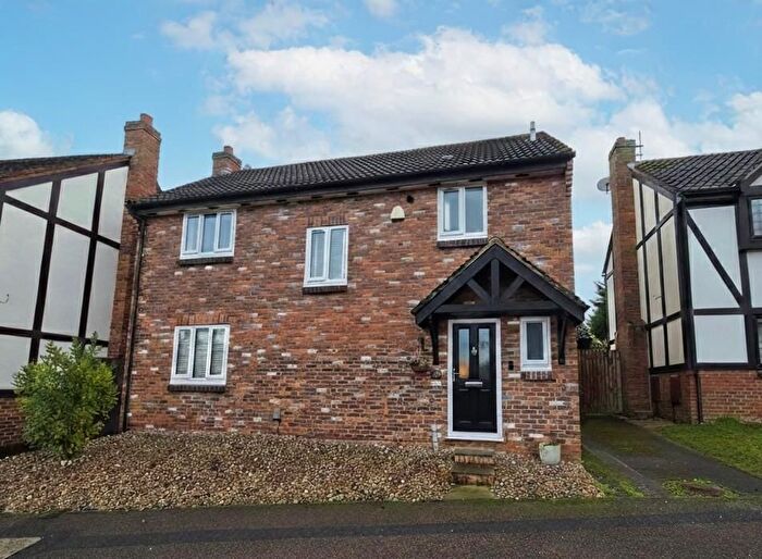 4 Bedroom Detached House For Sale In Duston Wildes, Northampton, NN5