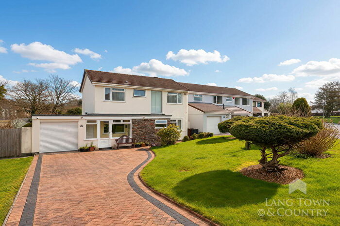 4 Bedroom Detached House For Sale In Leat Walk, Roborough, Plymouth, PL6