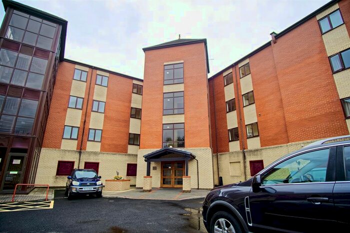 2 Bedroom Flat To Rent In Navigation Way, Ashton-On-Ribble, Preston, PR2