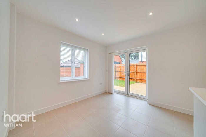 4 Bedroom Detached House For Sale In Bluebell Close, Kelvedon, CO5