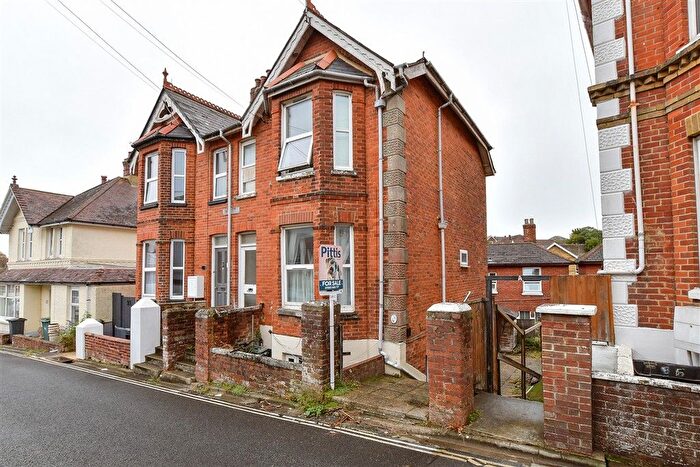 Studio For Sale In Spring Gardens, Shanklin, Isle Of Wight, PO37