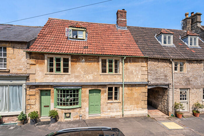 4 Bedroom Terraced House For Sale In High Street, Marshfield, SN14