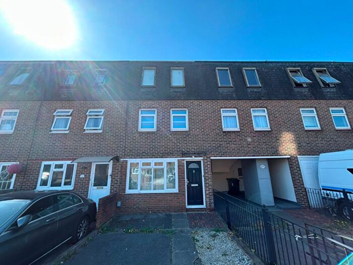 4 Bedroom Property To Rent In Clydebank Road, Portsmouth, PO2