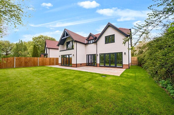 4 Bedroom Detached House For Sale In Haven Court, Clarendon, SP5