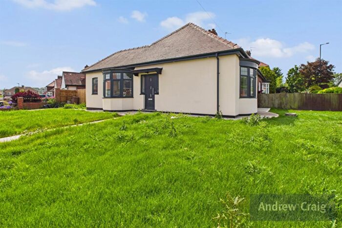 2 Bedroom Bungalow For Sale In Silksworth Lane, Sunderland, SR3