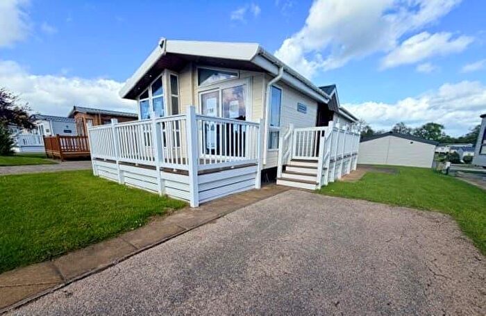 2 Bedroom Lodge For Sale In Willerby New Hampshire, Ribble Valley Country And Leisure Park, Paythorne, Gisburn, Lancashire, BB7