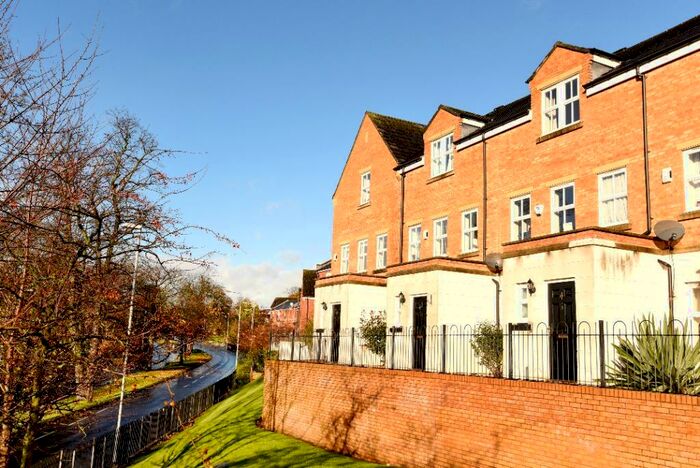 4 Bedroom Town House To Rent In Teale Court, Chapel Allerton, Leeds, LS7