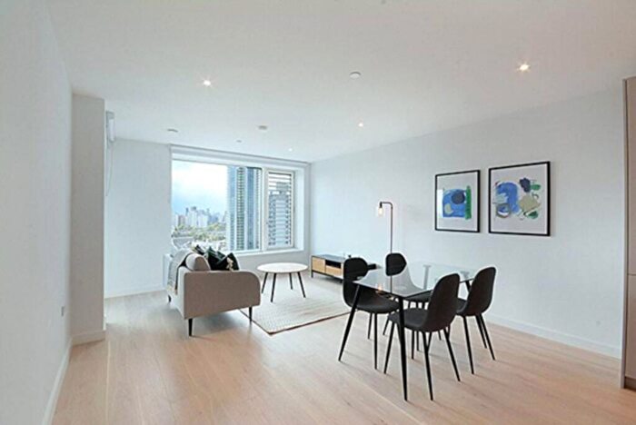 1 Bedroom Flat To Rent In .Deacon Street, Elephant And Castle, London, SE17