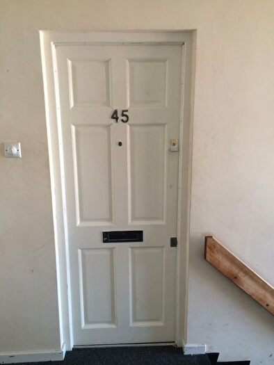 2 Bedroom Flat To Rent In Hamstead Road, Birmingham, B43