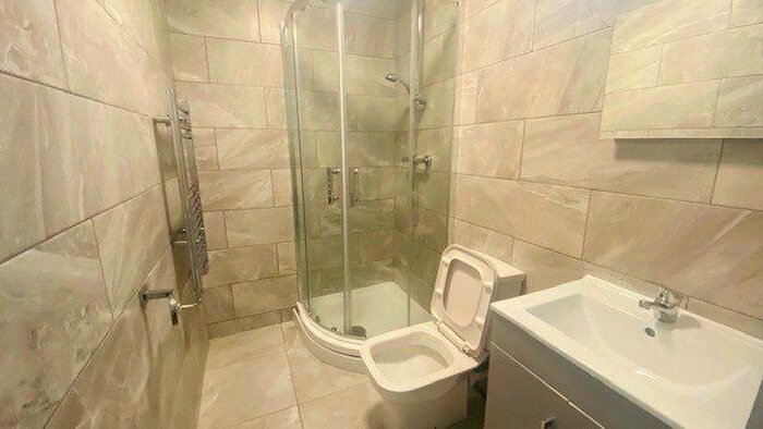 1 Bedroom Flat To Rent In Springfield House, Barnsley, South Yorkshire, S70