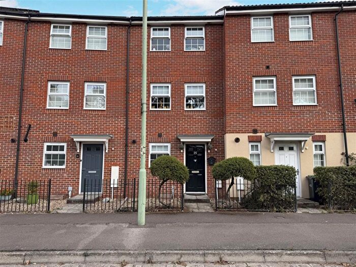 3 Bedroom Terraced House For Sale In Hundred Acre Way, Red Lodge, IP28