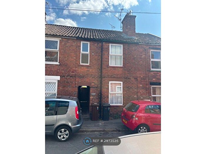 3 Bedroom Terraced House To Rent In Saville St, Lincoln, LN5