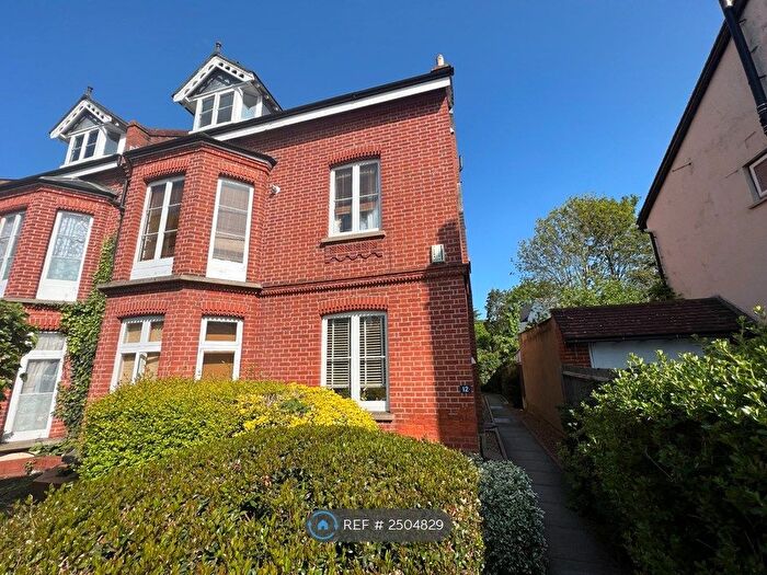 2 Bedroom Flat To Rent In Ditton Road, Surbiton, KT6