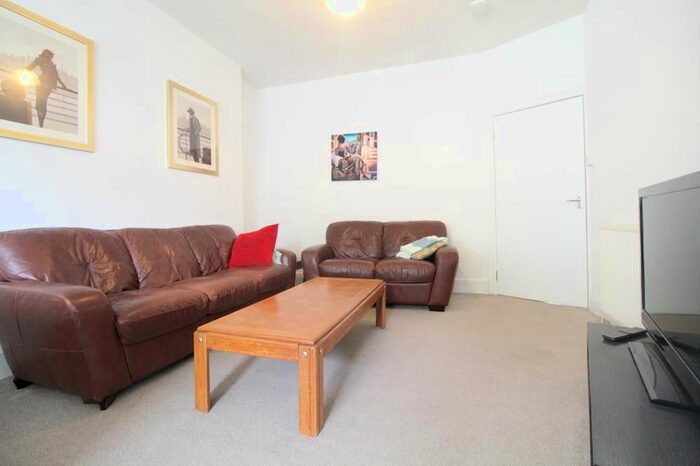 4 Bedroom Semi Detached House To Rent In Erskine Street, Aberdeen, AB24