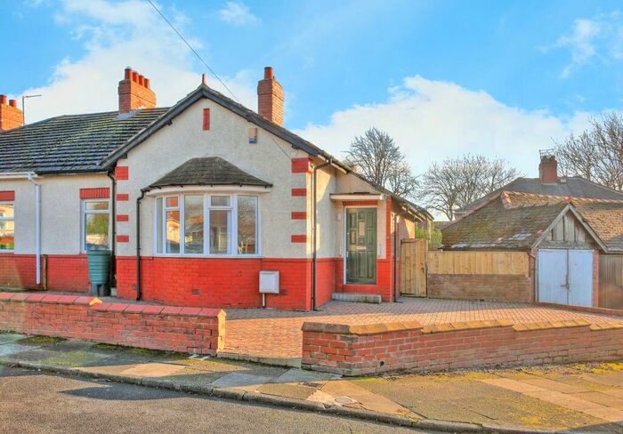 2 Bedroom Bungalow To Rent In Addington Crescent, North Shields, Tyne And Wear, NE29