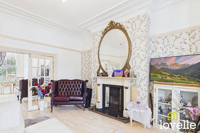 14 Bedroom Terraced House For Sale In Princes Avenue, Hull, HU5