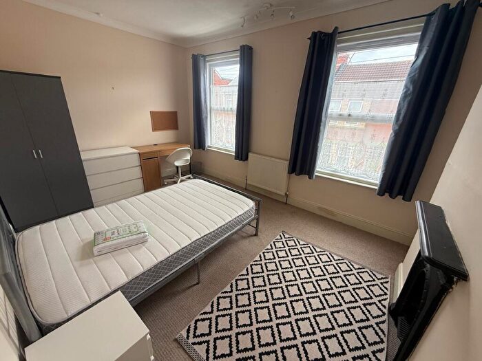3 Bedroom Terraced House To Rent In Normandy Road, Exeter, EX1
