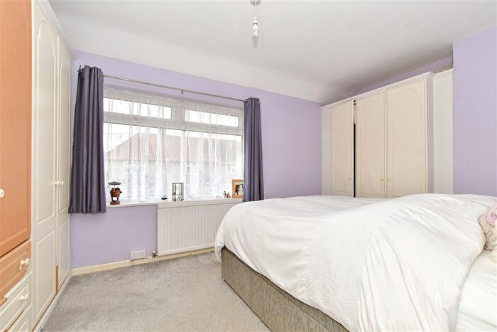 3 Bedroom Semi-Detached House For Sale In Homestead Road, Dagenham, Essex, RM8