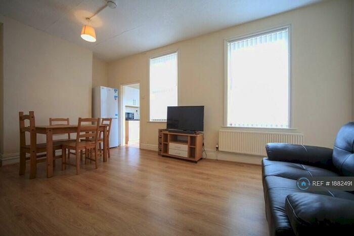 4 Bedroom Terraced House To Rent In Avondale Road, Liverpool, L15