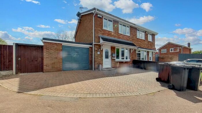 3 Bedroom Semi-Detached House To Rent In Minster Road, Oakwood, Derby, Derbyshire, DE21