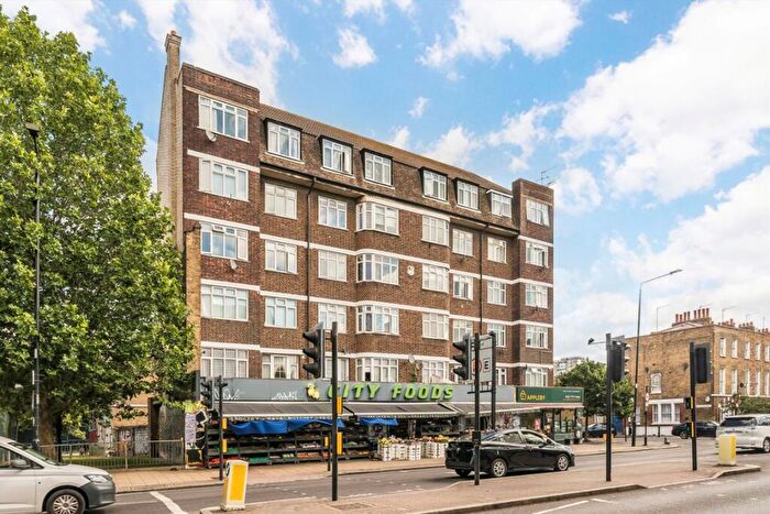 2 Bedroom Flat To Rent In Commercial Road, Whitechapel, E1