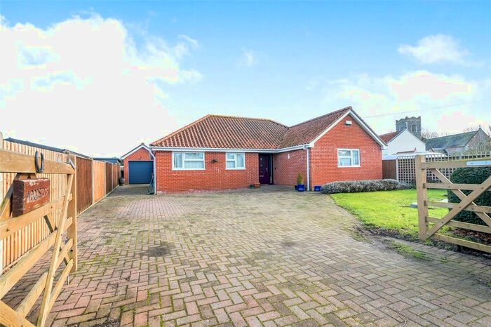 3 Bedroom Bungalow For Sale In The Street, Aldeby, Beccles, Norfolk, NR34