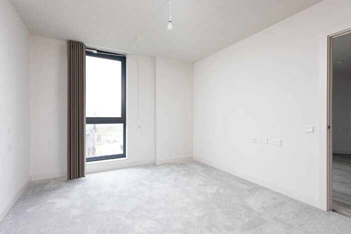 1 Bedroom Apartment To Rent In Boulevard Place, Hove, East Sussex, BN3