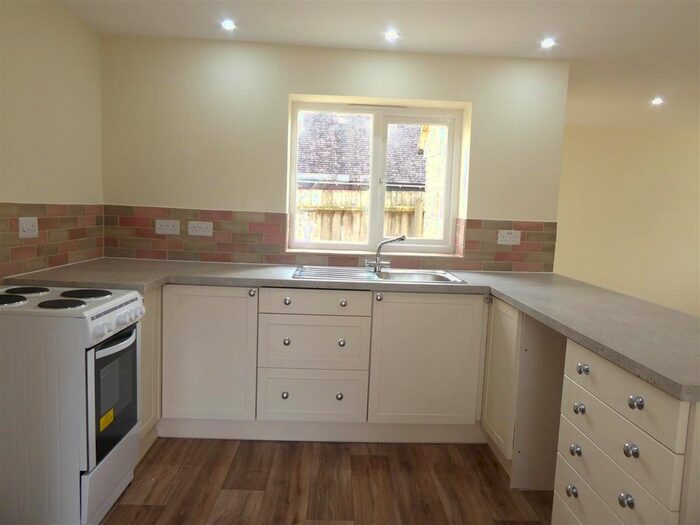 2 Bedroom Detached Bungalow To Rent In Station Road, Stalbridge, Sturminster Newton, DT10