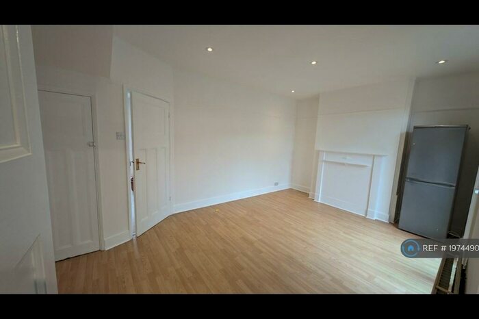 3 Bedroom Terraced House To Rent In Baker Lane, Mitcham, CR4