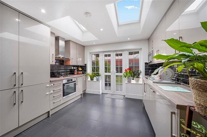 4 Bedroom Town House For Sale In Coleridge Drive, Ruislip, Greater London, HA4