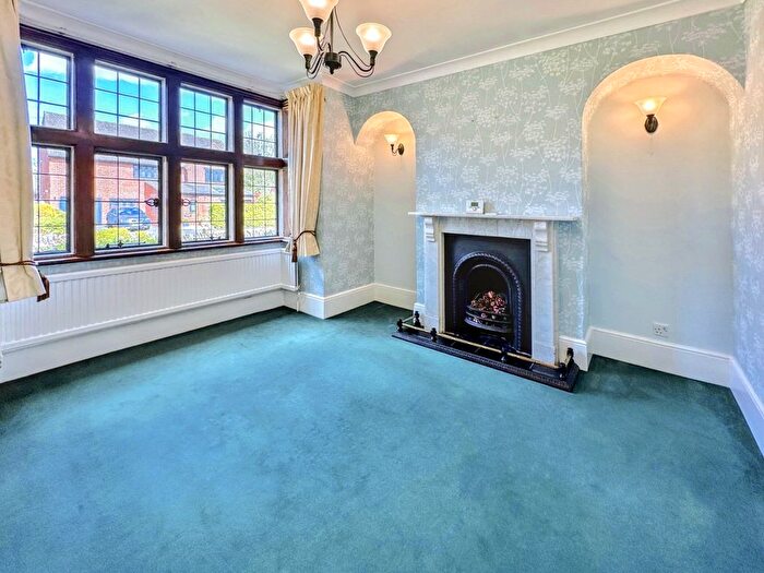 5 Bedroom Semi-Detached House For Sale In Main Street, East Haddon, NN6